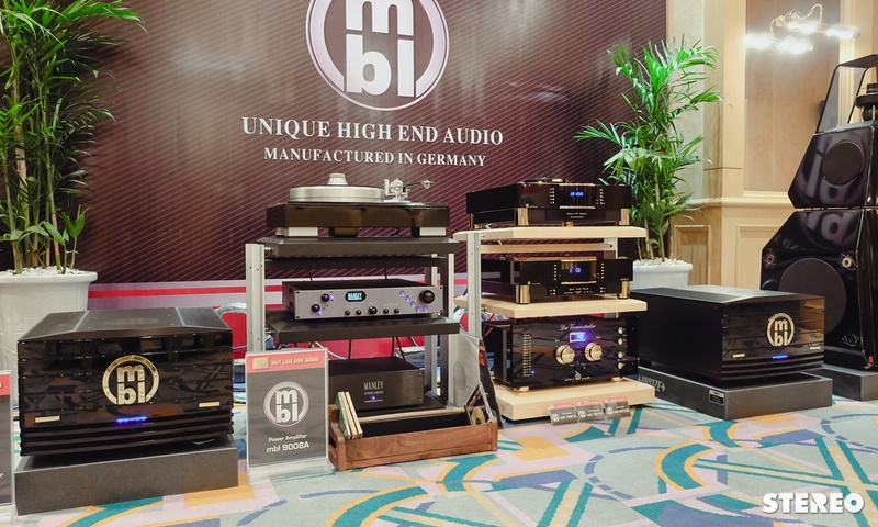 Vietnam Hi-end Show - Phòng nghe Huy Lan Anh