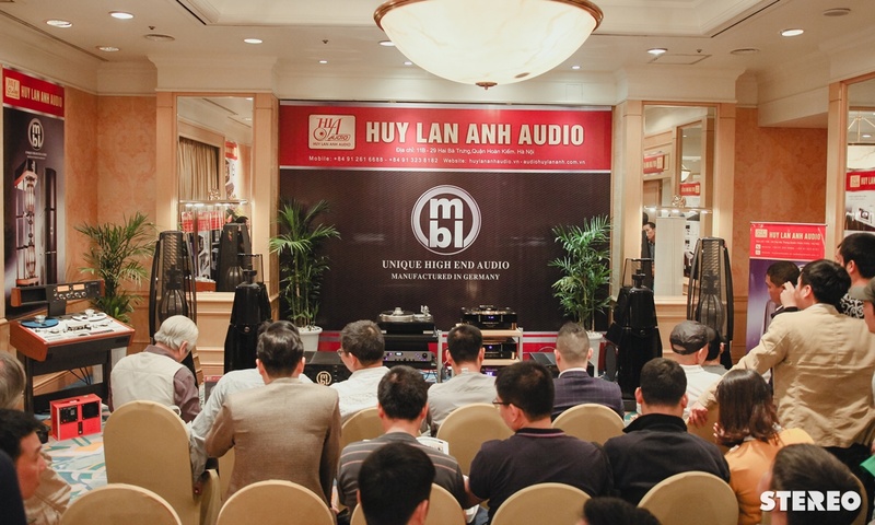 Vietnam Hi-end Show - Phòng nghe Huy Lan Anh